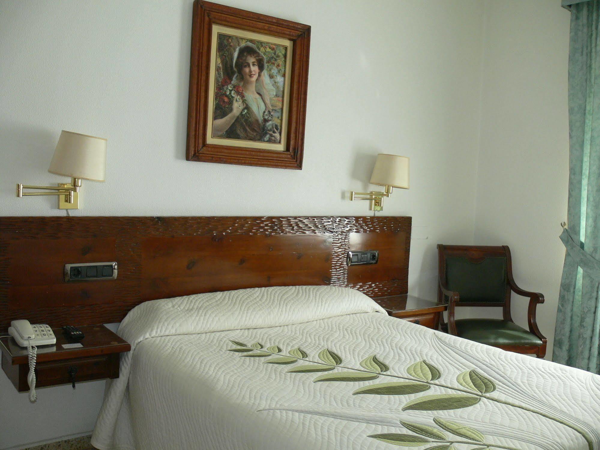 Hotel Nico مديناسيلي المظهر الخارجي الصورة